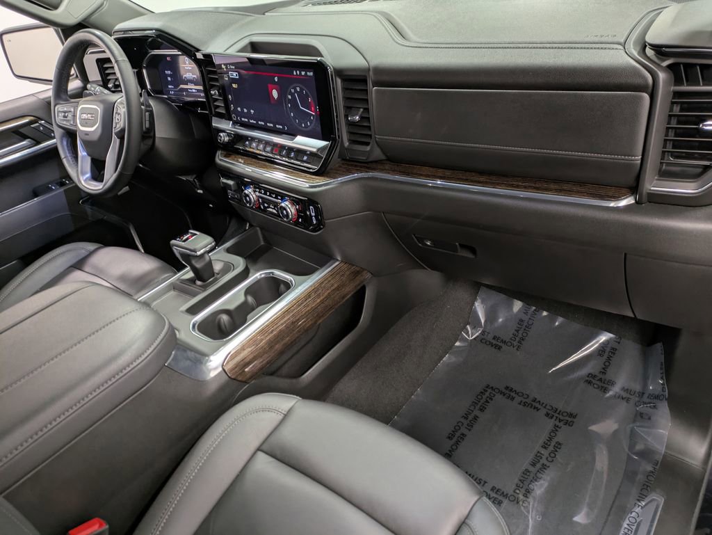 Used 2024 GMC Sierra 1500 Elevation w/ Elevation Premium Package image 30