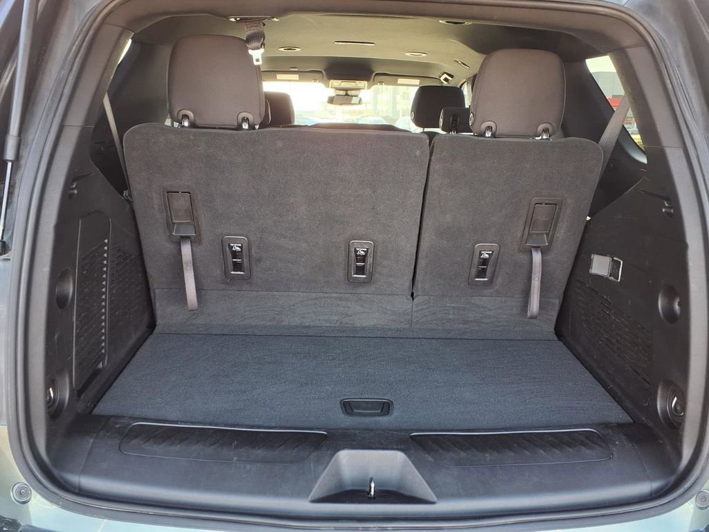 Used 2023 Chevrolet Tahoe LS image 10