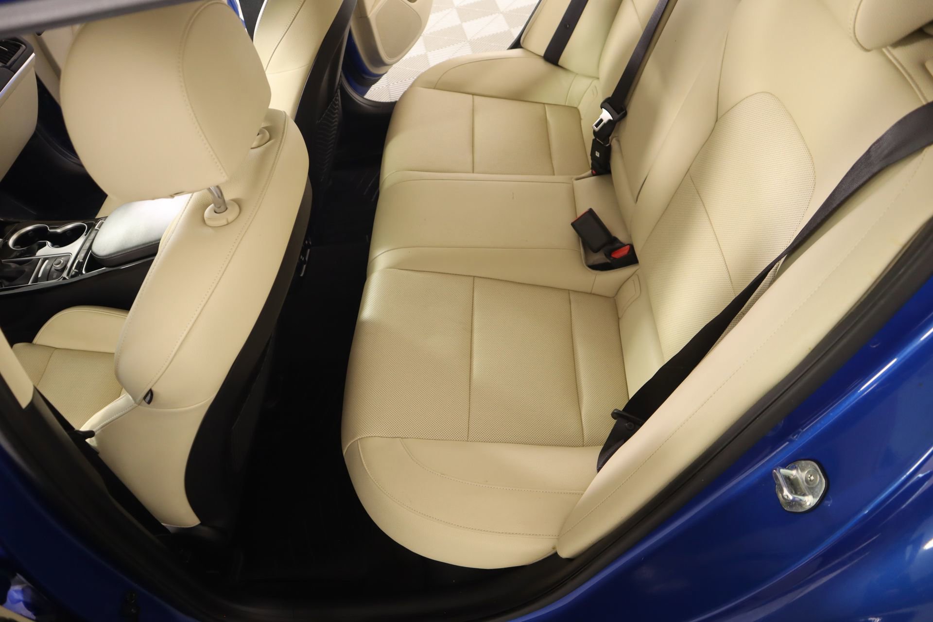 Used 2022 Kia Stinger GT-Line w/ Sun & Sound Package image 13