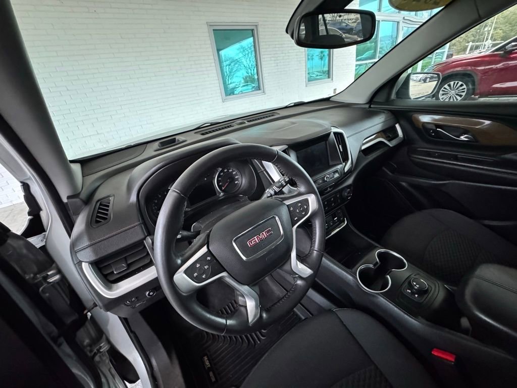 Used 2020 GMC Terrain SLE FWD image 13
