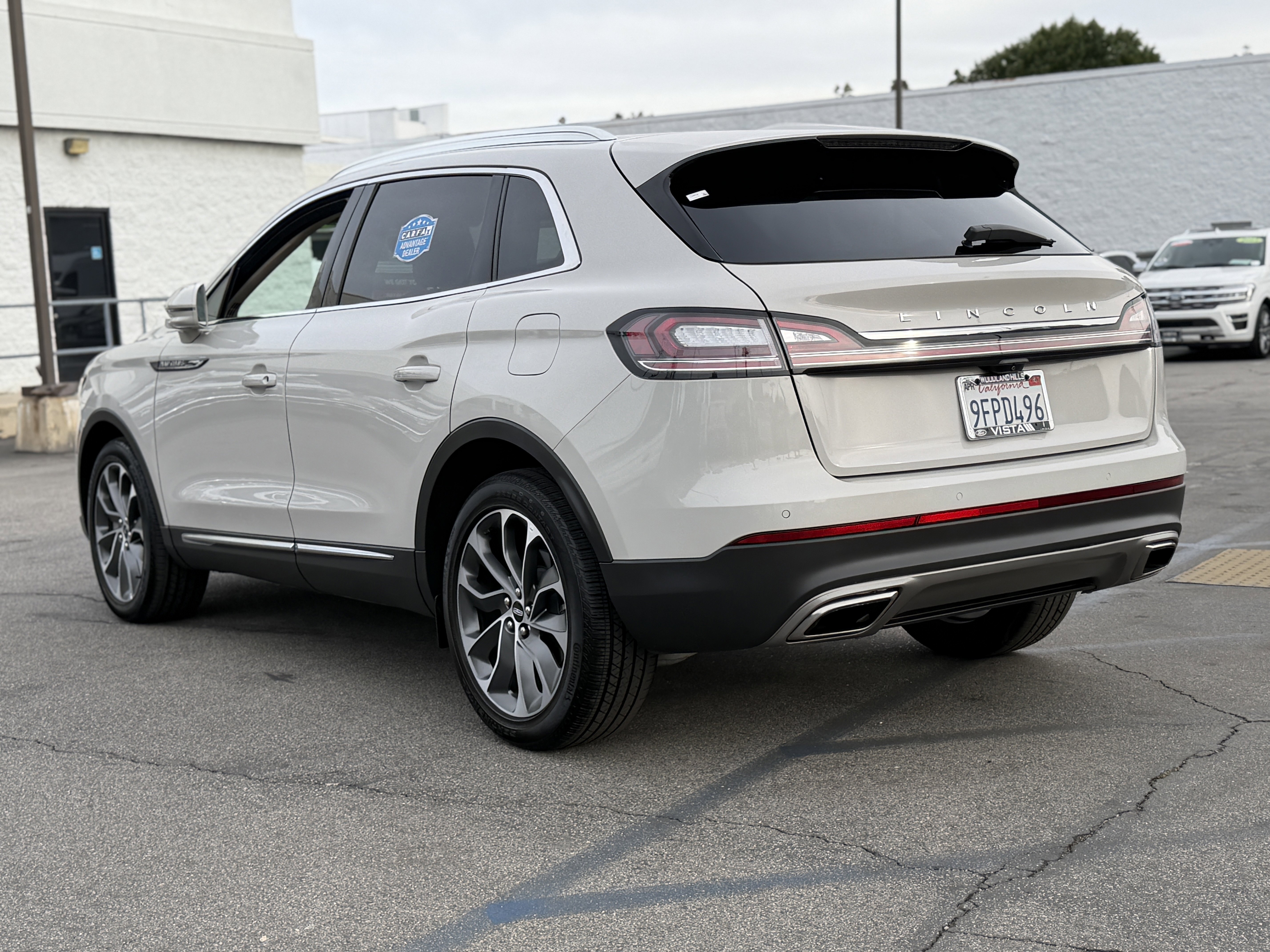 Certified 2023 Lincoln Nautilus Reserve w/ Luxury Package image 5