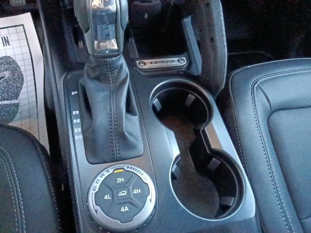 New 2025 Ford Bronco Badlands w/ Sasquatch Package image 24