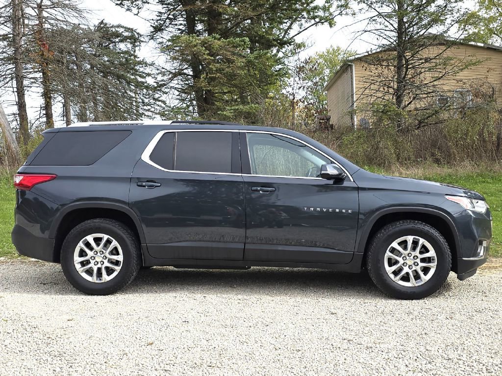 Used 2018 Chevrolet Traverse LT image 8