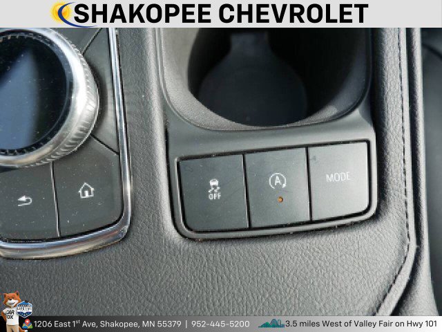 Used 2024 Cadillac XT4 Premium Luxury image 19