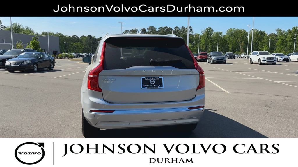 Used 2024 Volvo XC90 B5 Core w/ Protection Package Premier image 7