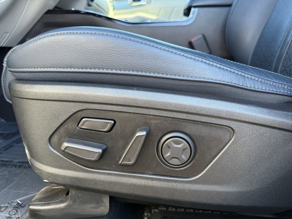 Used 2022 Kia Sorento SX Prestige w/ Panoramic Sunroof Package image 10