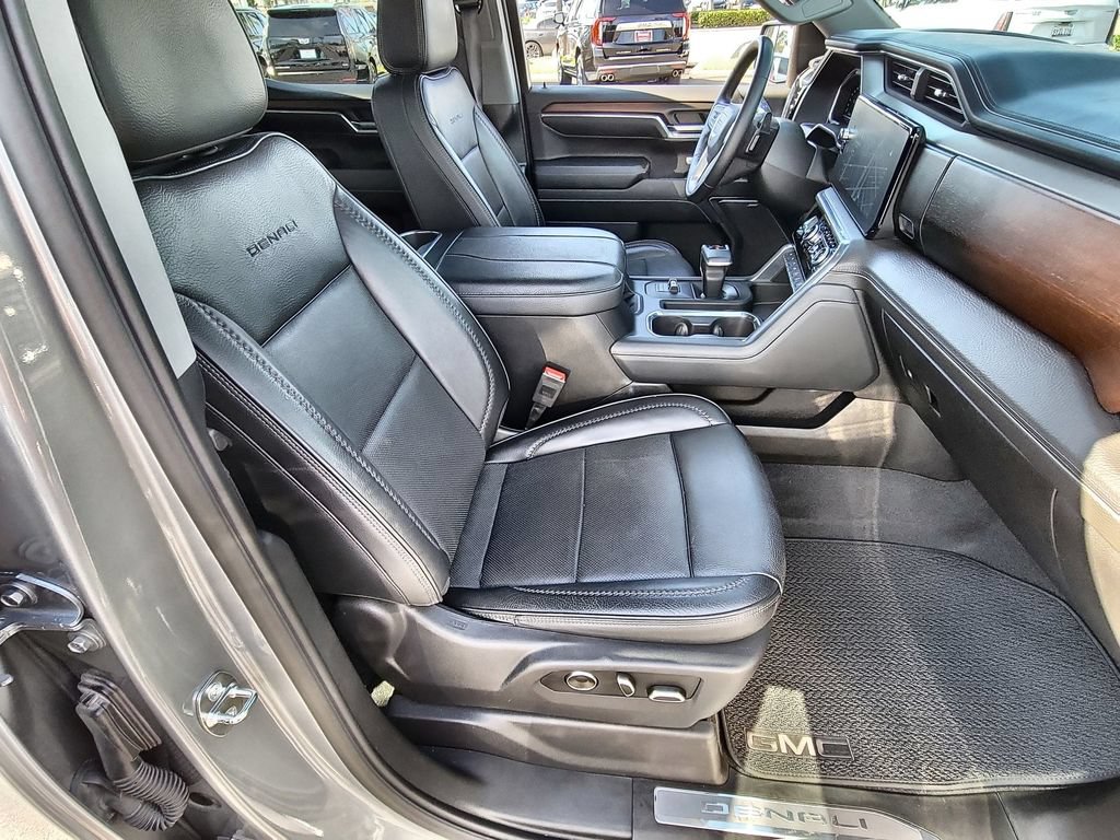 Used 2024 GMC Sierra 1500 Denali w/ Denali Reserve Package AWD/4WD image 29