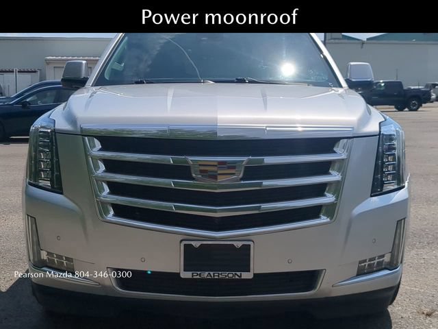 Used 2020 Cadillac Escalade Luxury AWD/4WD image 9