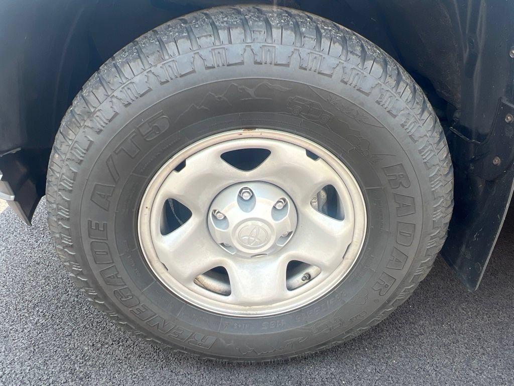 Used 2021 Toyota Tacoma SR AWD/4WD image 12