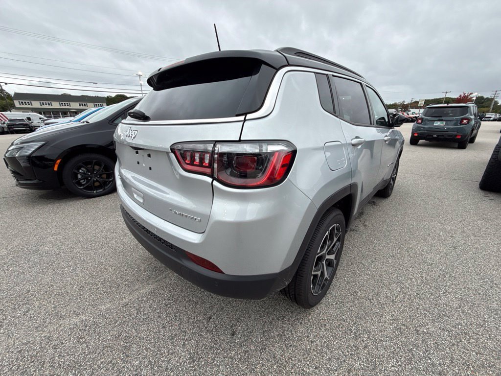 New 2026 Jeep Compass Limited AWD/4WD image 5