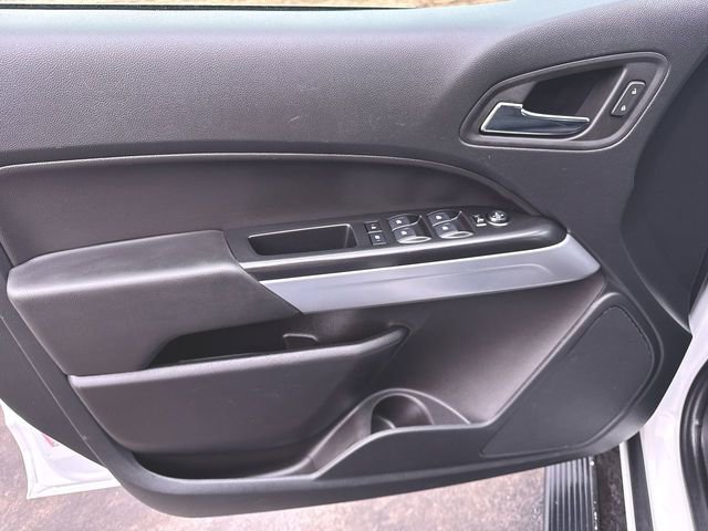 Used 2022 Chevrolet Colorado LT w/ LT Convenience Package image 19