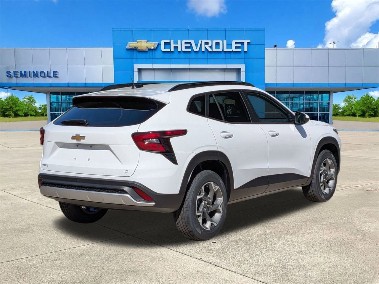New 2026 Chevrolet Trax LT w/ Driver Confidence Package FWD image 4