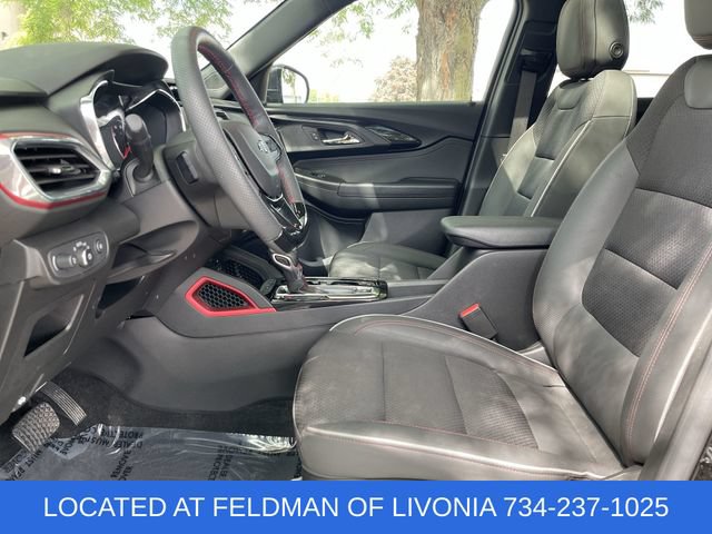 Certified 2023 Chevrolet TrailBlazer RS w/ Sun and Liftgate Package AWD/4WD image 19