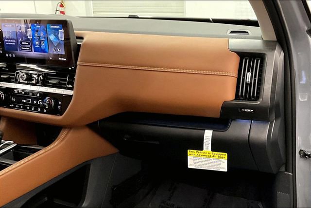 New 2026 Nissan Pathfinder Platinum AWD/4WD image 38