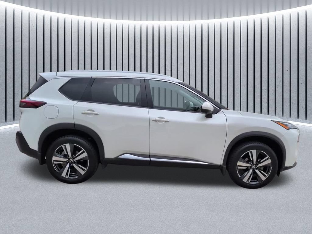 Used 2021 Nissan Rogue SL w/ Premium Package AWD/4WD image 3