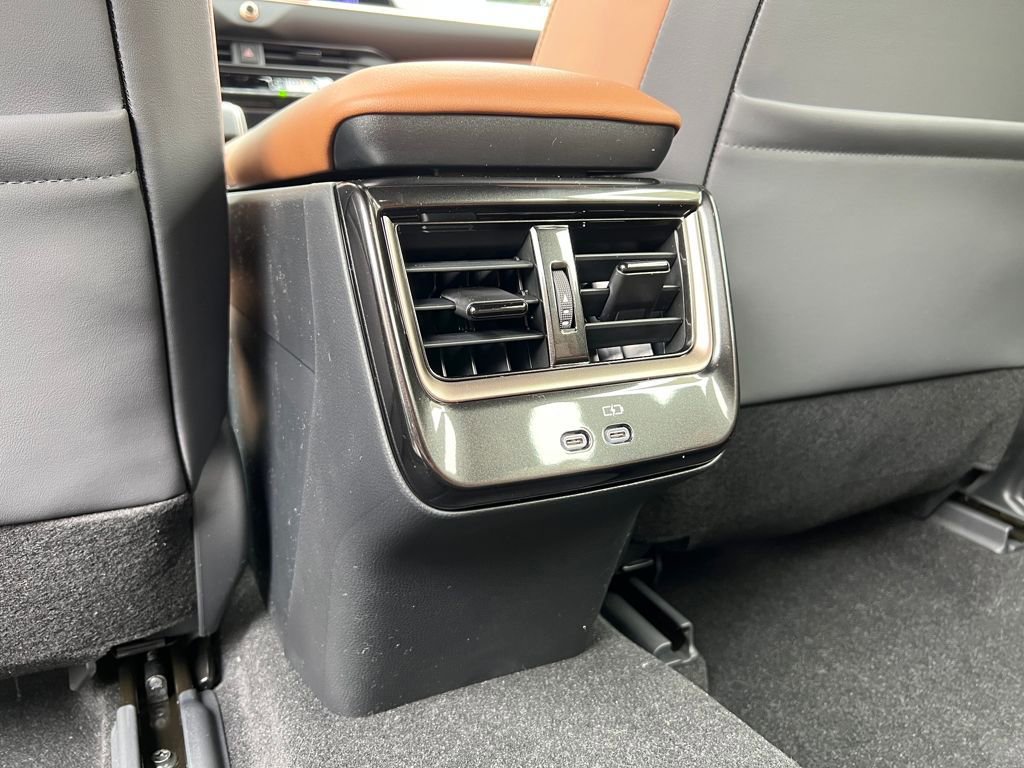 New 2026 Toyota Crown Signia image 16