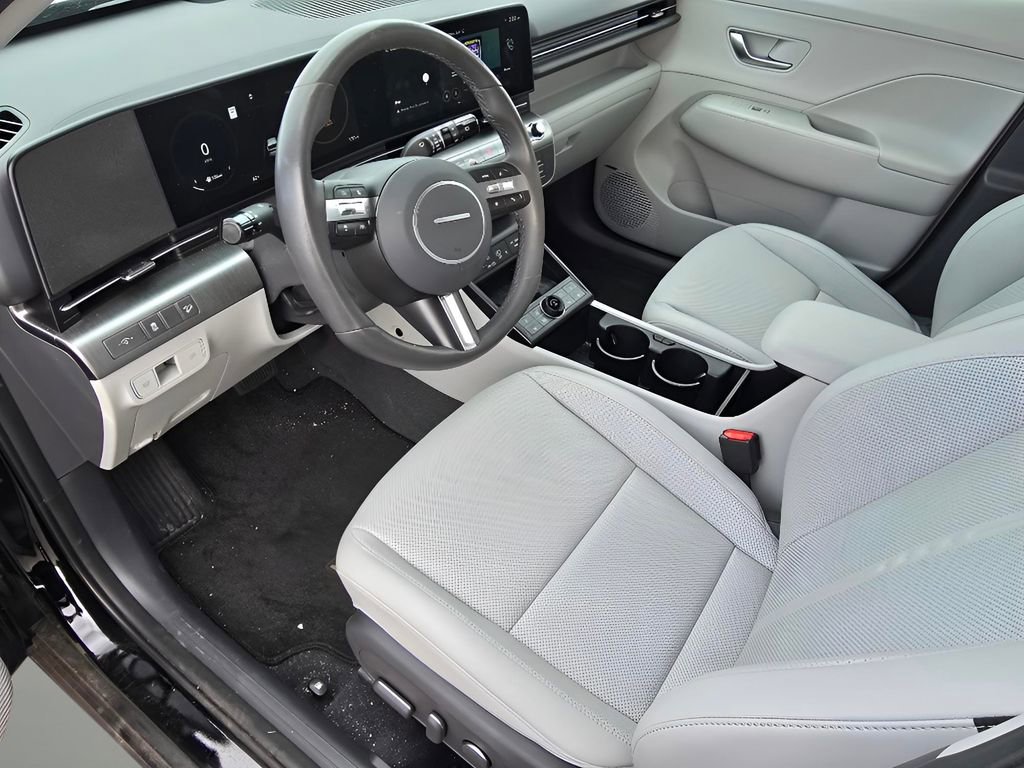 Used 2024 Hyundai Kona Limited image 25