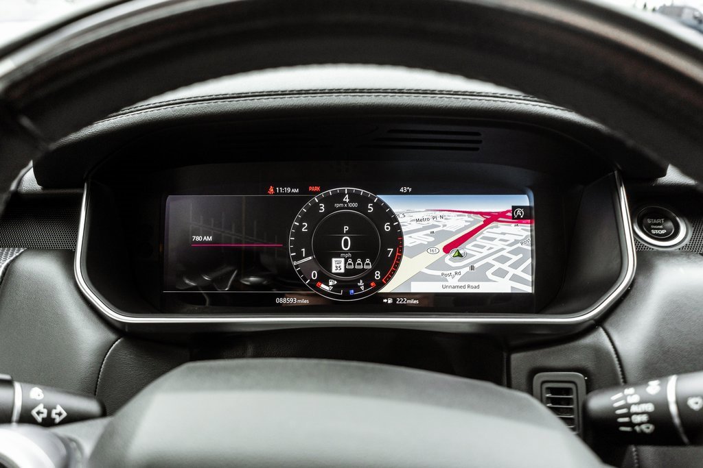 Used 2021 Land Rover Range Rover Sport HSE Dynamic image 16