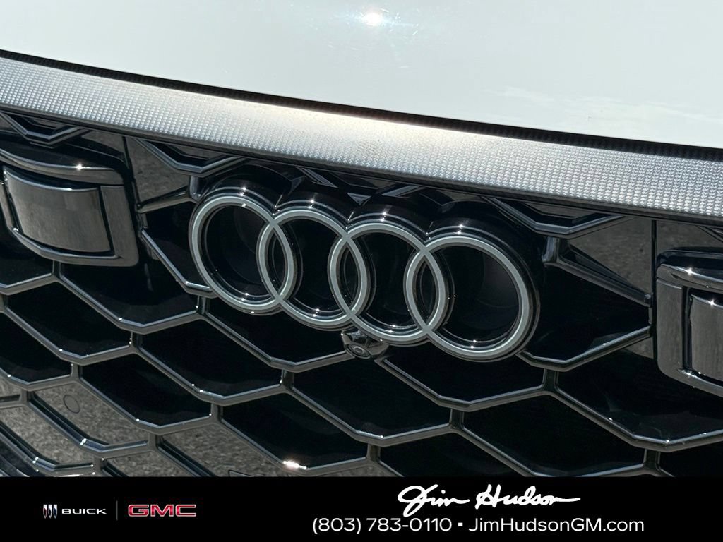 Used 2025 Audi RS Q8 performance AWD/4WD image 9