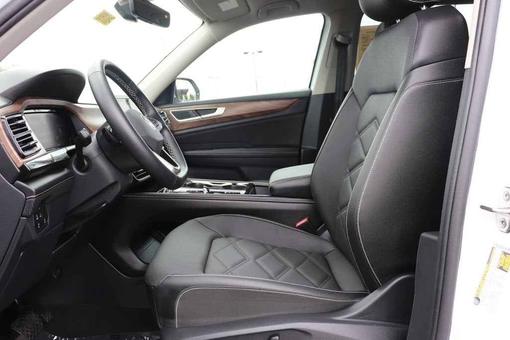 Used 2026 Volkswagen Atlas SE AWD/4WD image 12