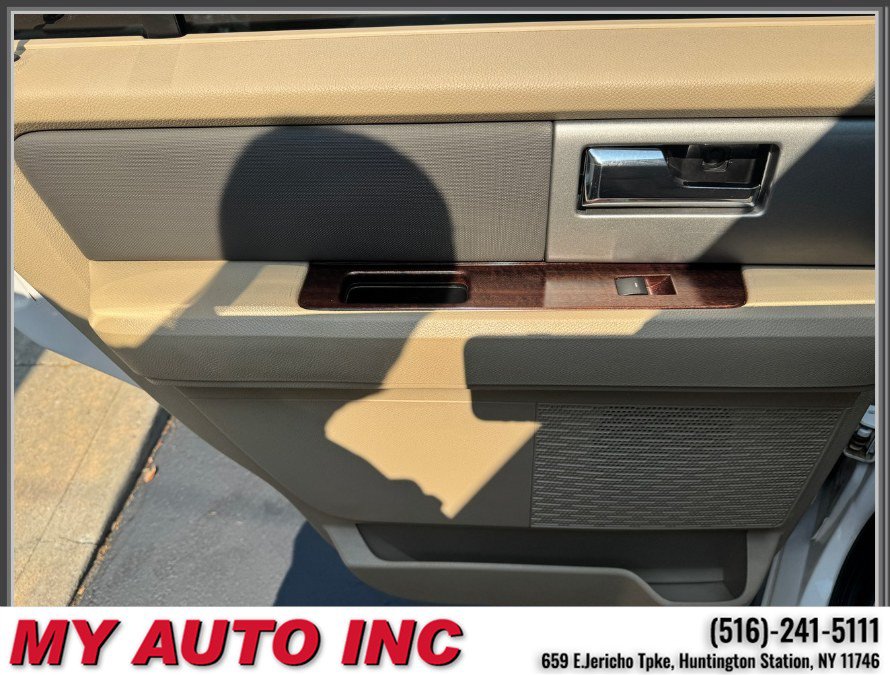 Used 2011 Ford Expedition XLT w/ 202A Rapid Spec Order Code AWD/4WD image 38