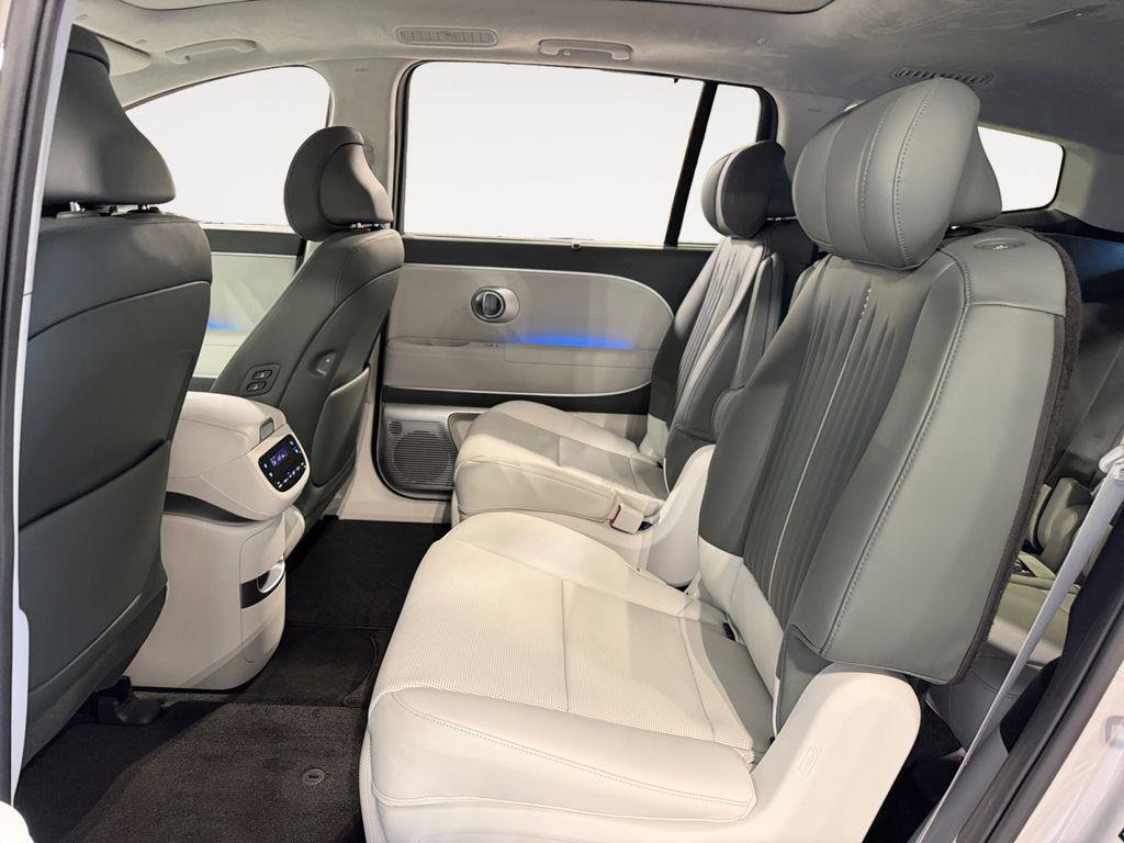 New 2026 Hyundai Ioniq 9 Calligraphy image 23