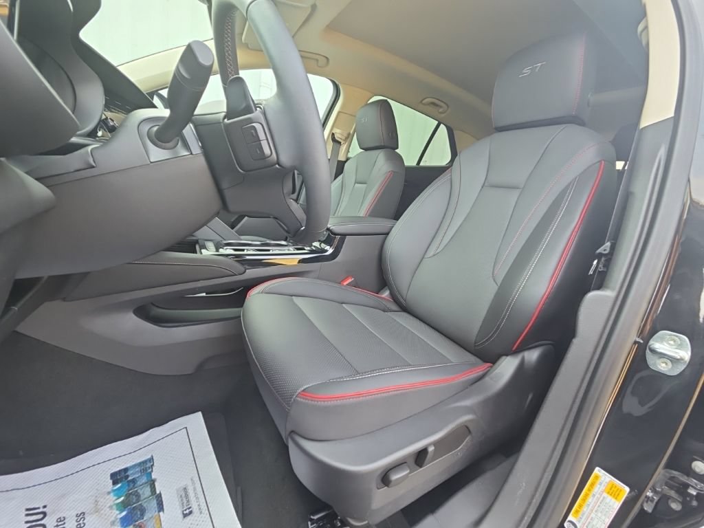 Used 2023 Buick Envision Essence w/ Sport Touring Package AWD/4WD image 27