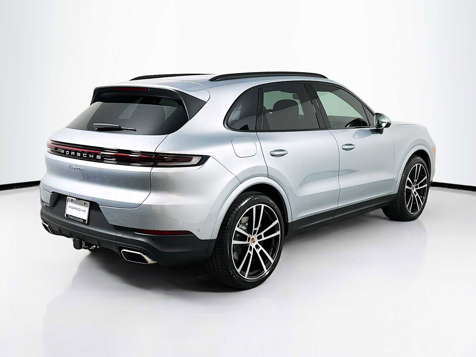 New 2026 Porsche Cayenne image 9