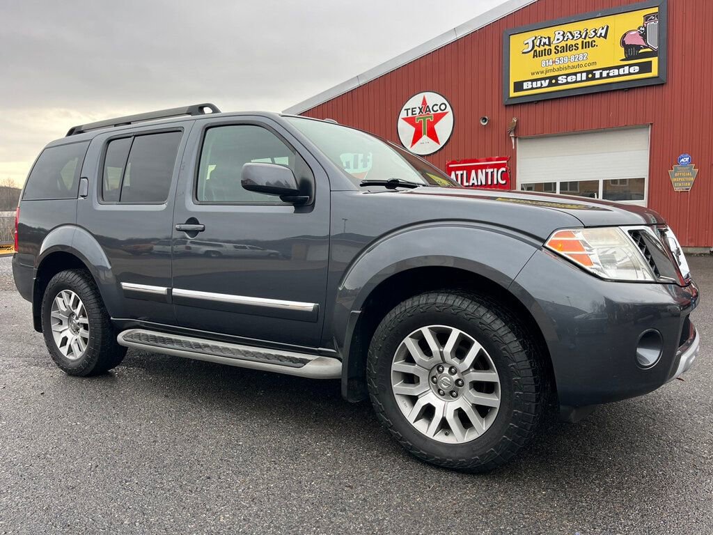 Used 2012 Nissan Pathfinder LE