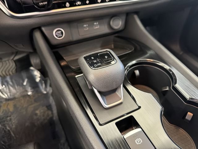 Used 2022 Nissan Rogue SV w/ SV Premium Package image 29