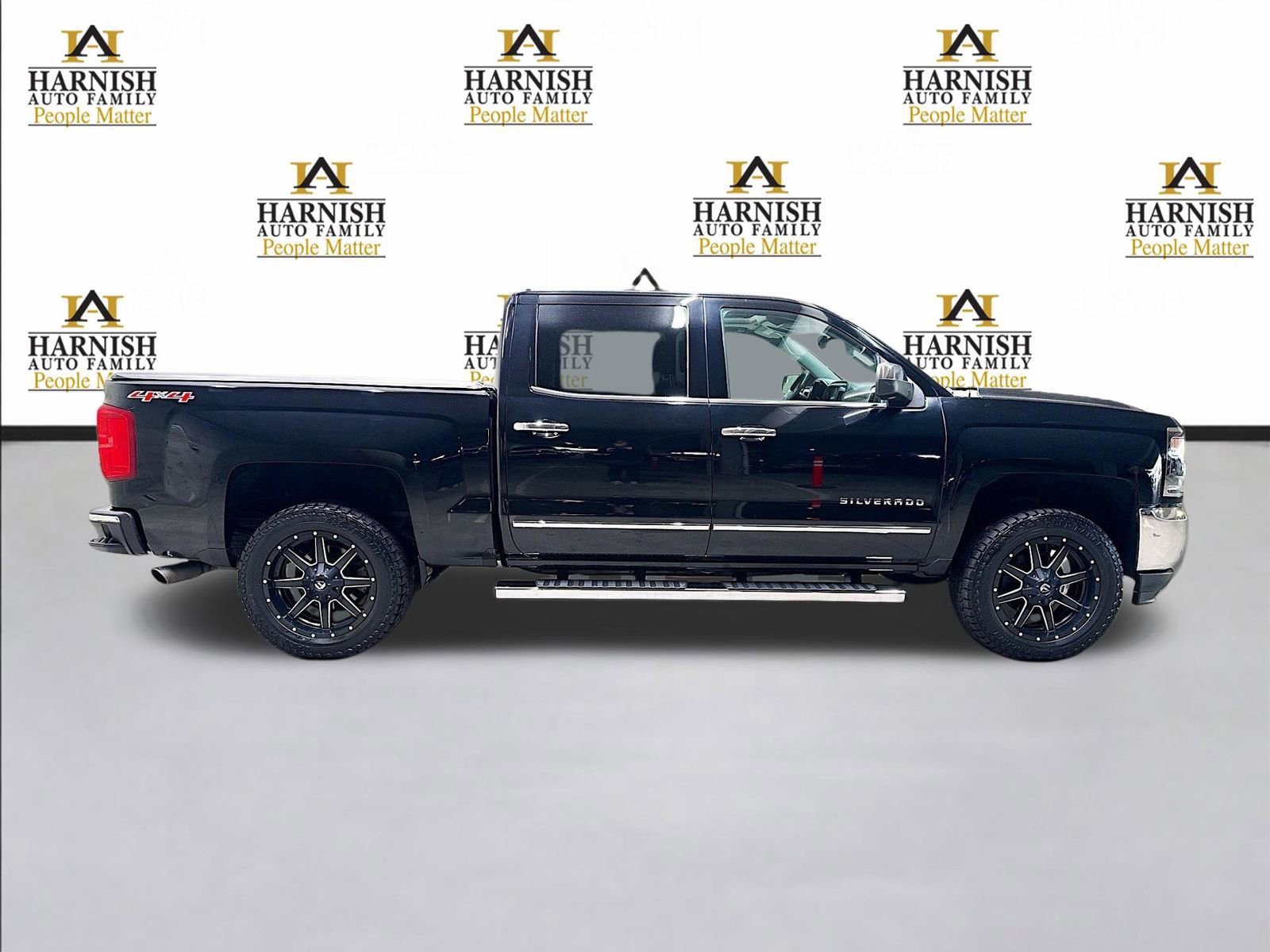 Used 2016 Chevrolet Silverado 1500 LTZ w/ LTZ Plus Package AWD/4WD image 5