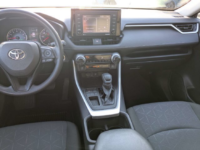 Certified 2022 Toyota RAV4 XLE FWD image 17