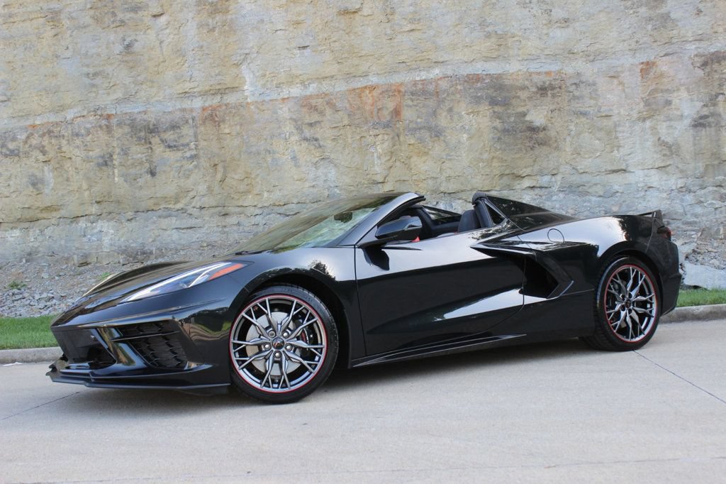 Used 2024 Chevrolet Corvette Stingray Premium Conv w/ Z51 Performance Package RWD image 34