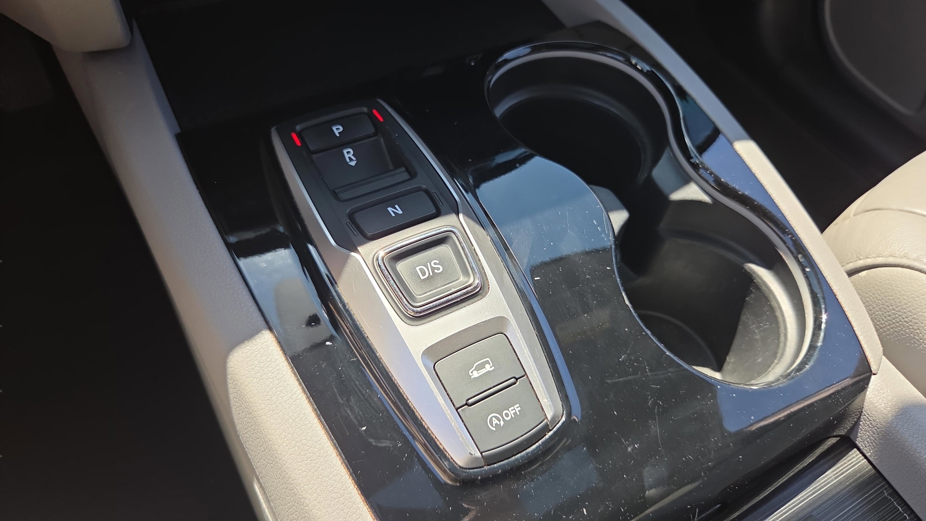 Certified 2020 Honda Pilot Touring image 22