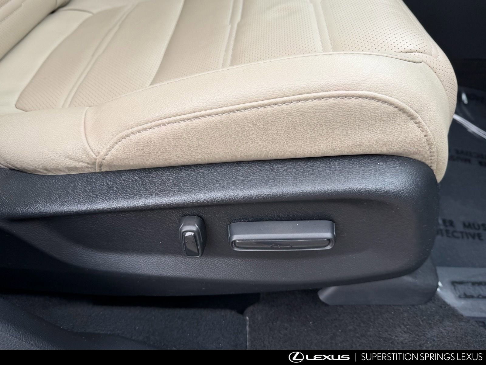 Used 2018 Honda CR-V Touring image 15