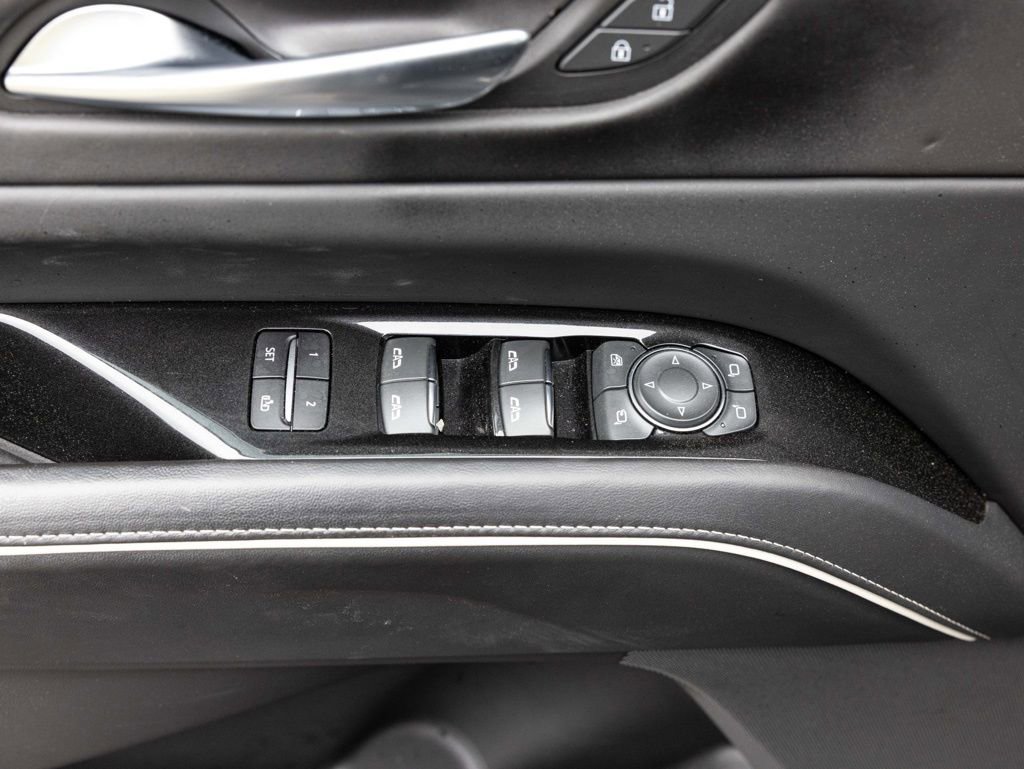 Used 2023 Cadillac Escalade ESV V image 20