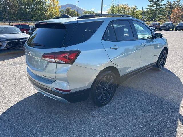 Used 2022 Chevrolet Equinox RS w/ RS Leather Package image 28