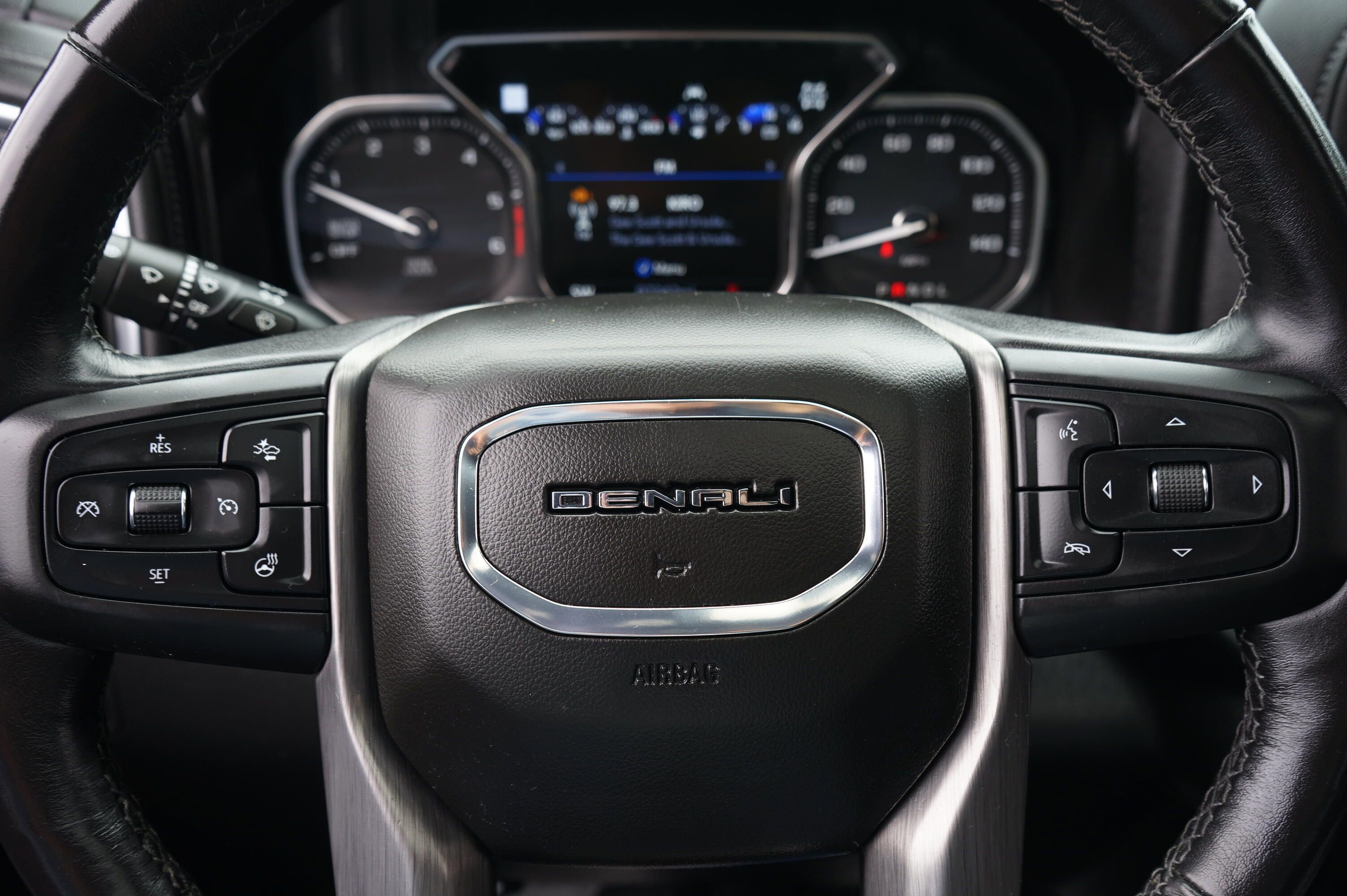 Used 2020 GMC Sierra 1500 Denali w/ Denali Premium Package AWD/4WD image 27
