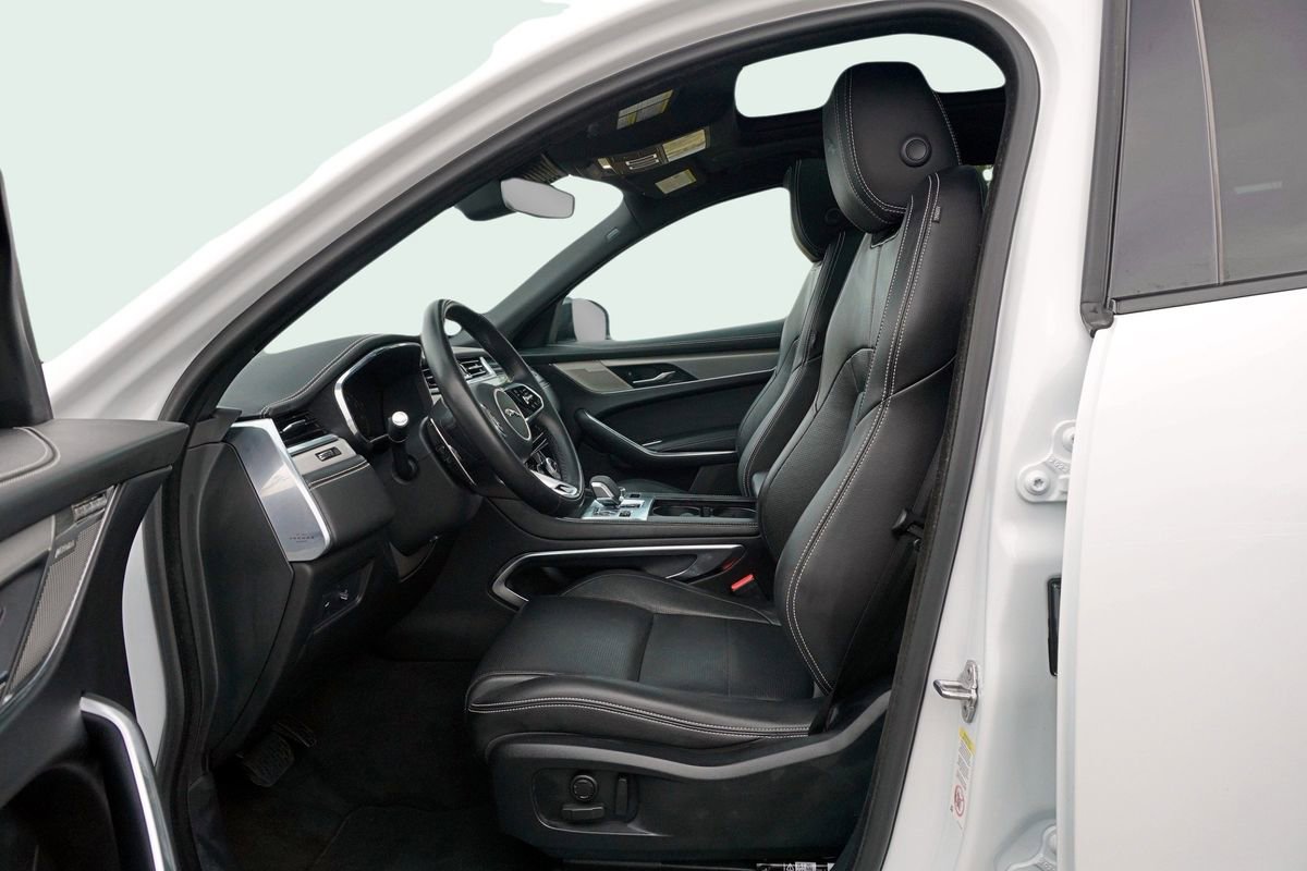 Used 2024 Jaguar F-PACE R-Dynamic S image 17