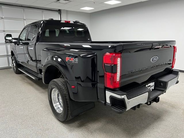Used 2023 Ford F350 Lariat w/ Tow Technology Package AWD/4WD image 8