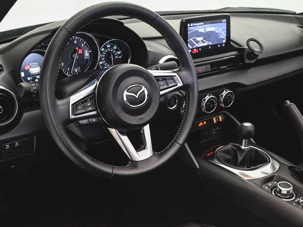 Used 2023 MAZDA MX-5 Miata Grand Touring RWD image 14