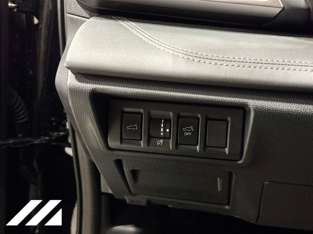 Used 2023 Subaru Outback Limited XT AWD/4WD image 10