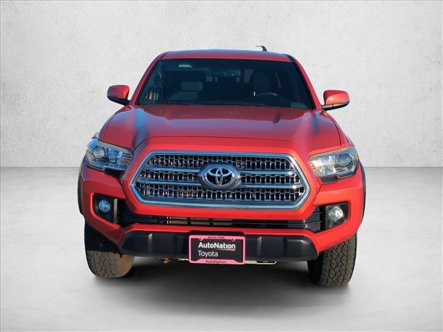Used 2017 Toyota Tacoma TRD Off-Road w/ Tow Package AWD/4WD image 2