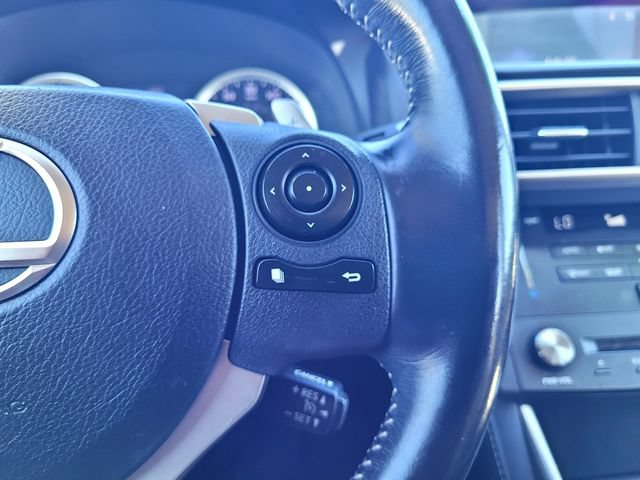 Used 2016 Lexus IS 200t RWD image 24