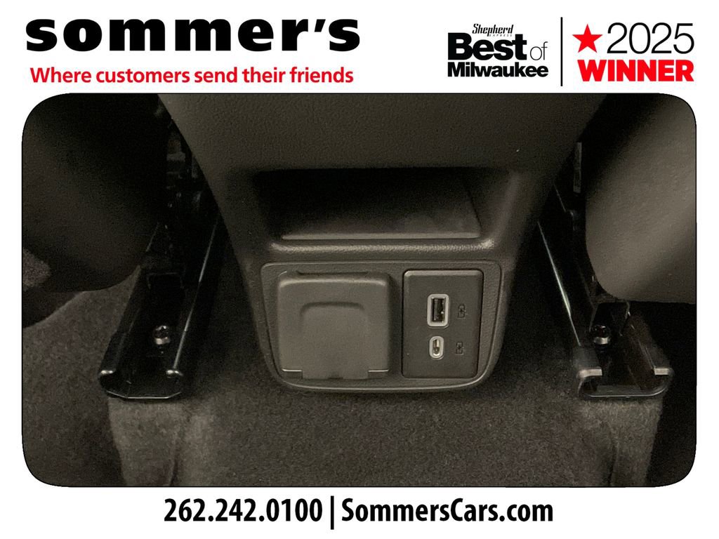 Used 2025 Chevrolet TrailBlazer LT w/ Convenience Package AWD/4WD image 22