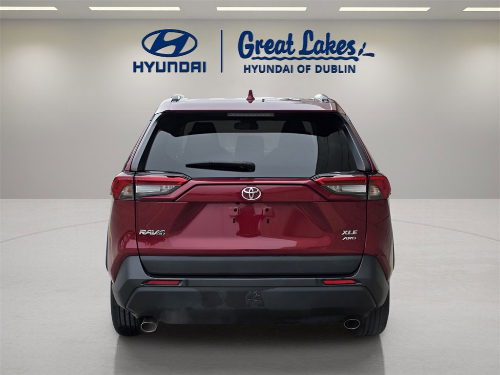Used 2021 Toyota RAV4 XLE image 4