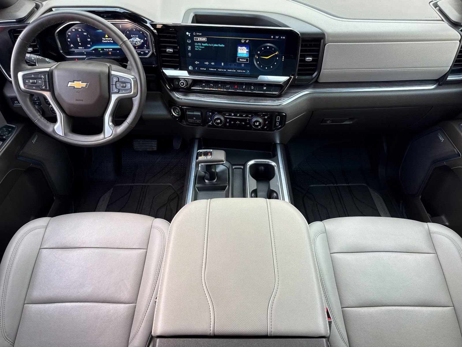 Used 2024 Chevrolet Silverado 1500 LTZ image 14