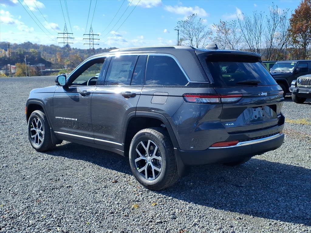 New 2025 Jeep Grand Cherokee Limited w/ MOPAR Finishing Package video 3