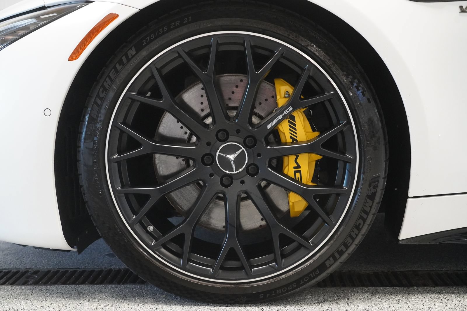Certified 2022 Mercedes-Benz SL 63 AMG 4MATIC image 11