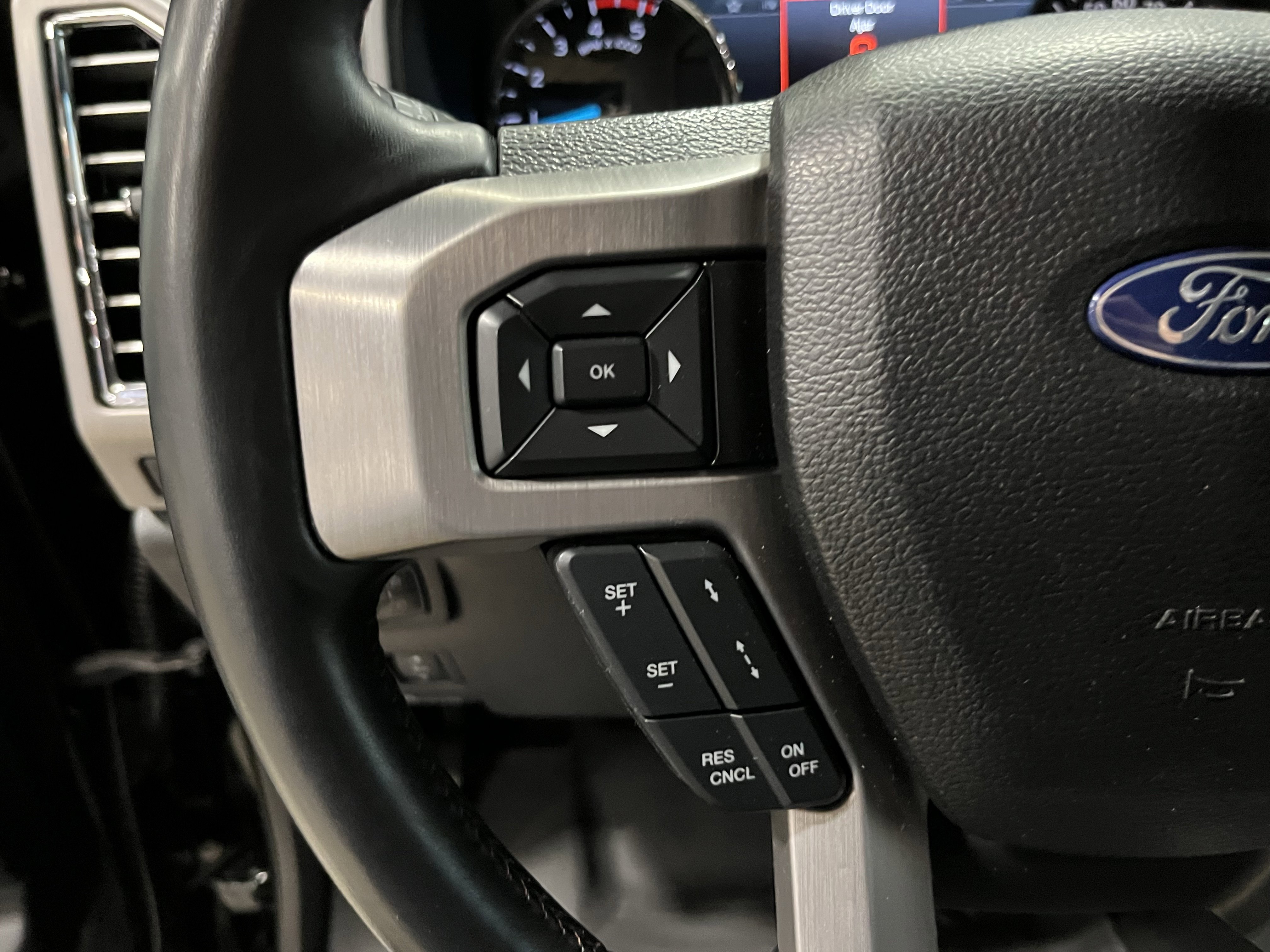 Used 2018 Ford F450 Platinum w/ Platinum Ultimate Package AWD/4WD image 23